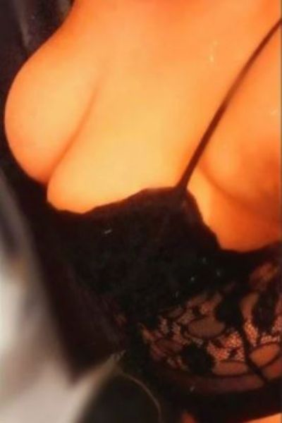 Nicole Escort Bolton