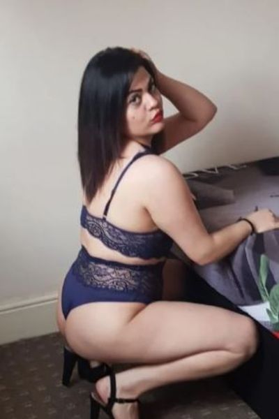 Nikol Escort Wolverhampton