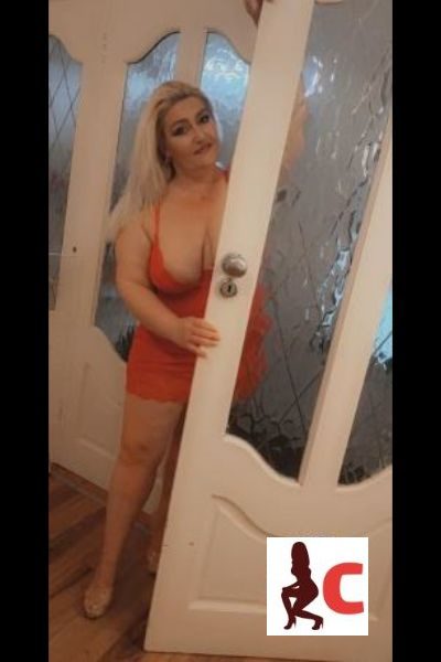 Jennifer Escort Athlone