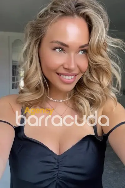 Smiling Russian Escort in London