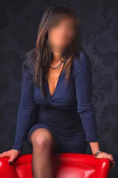 Nicole Escort Kent