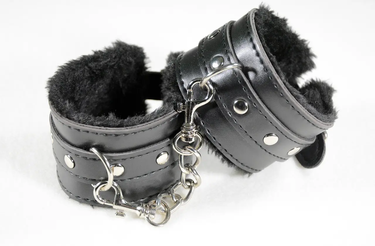 Fluffy Leather Handcuffs